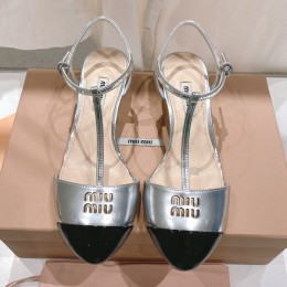 MIUMIU 2022