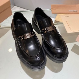 MIUMIU