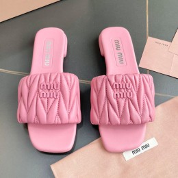 Miumiu2023ss