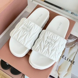 MIUMIU 2023