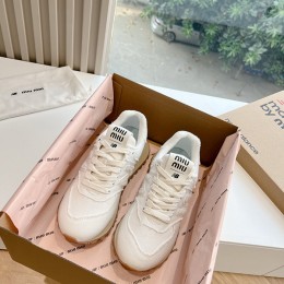Miu Miu x New Balance2024