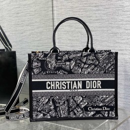 Dior  Tote