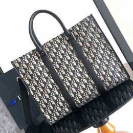 Dior East-West