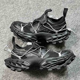 BALENCIAGA 15