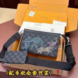 LOUIS VUITTON Alpha Wearable