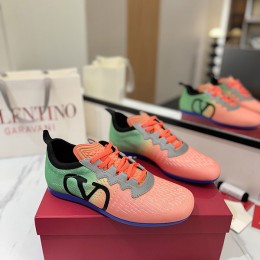VALENTINO 2025