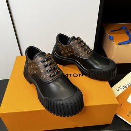LOUIS VUITTON Metropolis