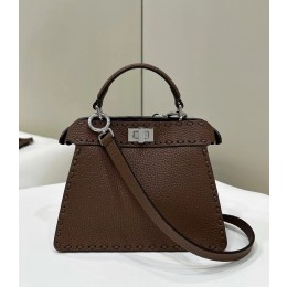 FENDI peekaboo