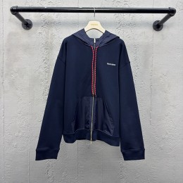 MIUMIU