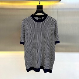 Kiton 2025
